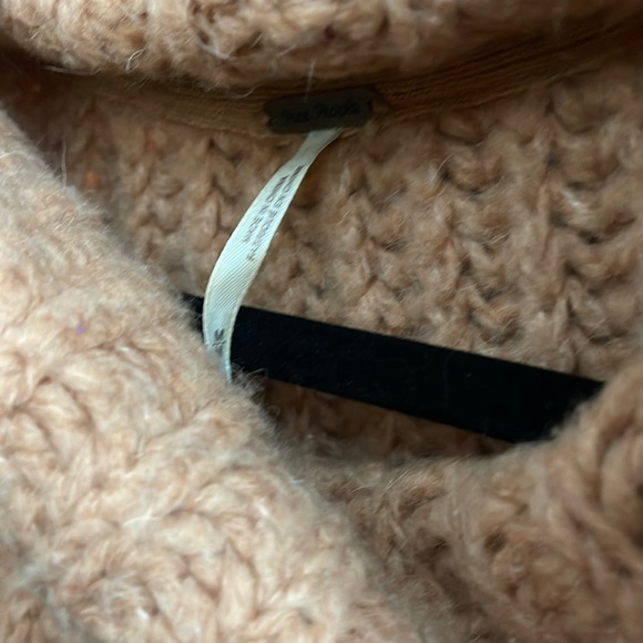Free People Cropped Chunky Knit Turtleneck Sweater - Picture 2 of 3